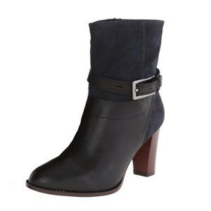 Clarks Women's Kacia Garnet Boot Navy Combo